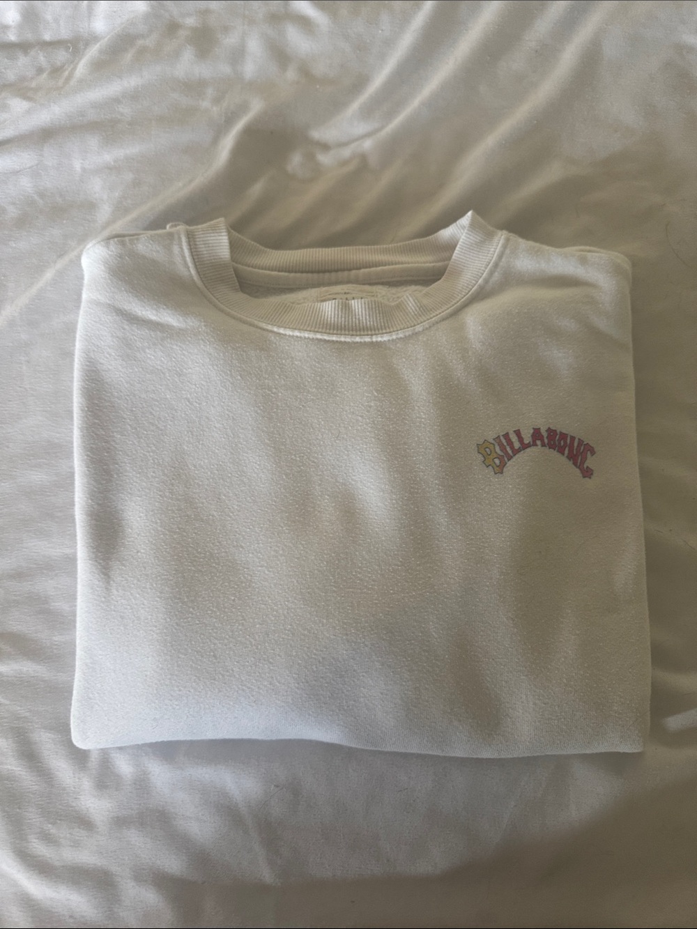 Billabong women’s  Crew Sweatshirt with Small Arched Logo